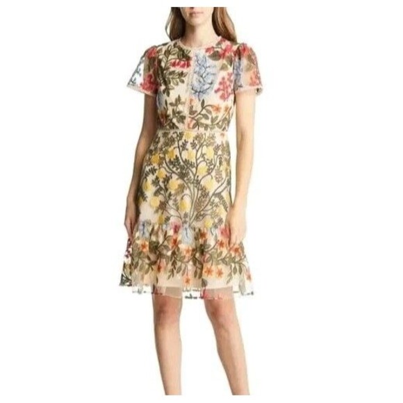 Tahari Dresses & Skirts - NEW Tahari Embroidered And Crochet A-Line Floral Short Sheer Sleeve Dress Size 2